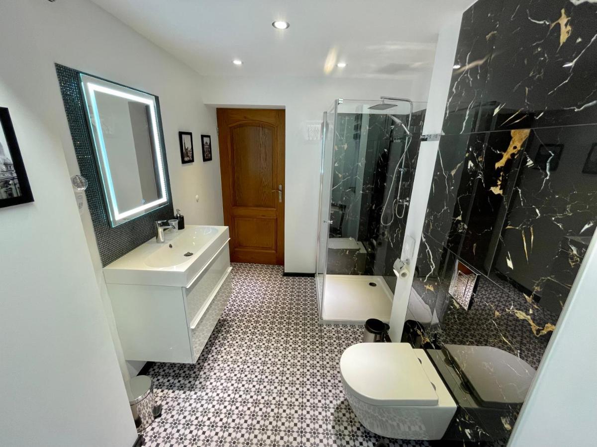 Apartamenty Michel Gdansk Centrum Boutique Hotel ภายนอก รูปภาพ