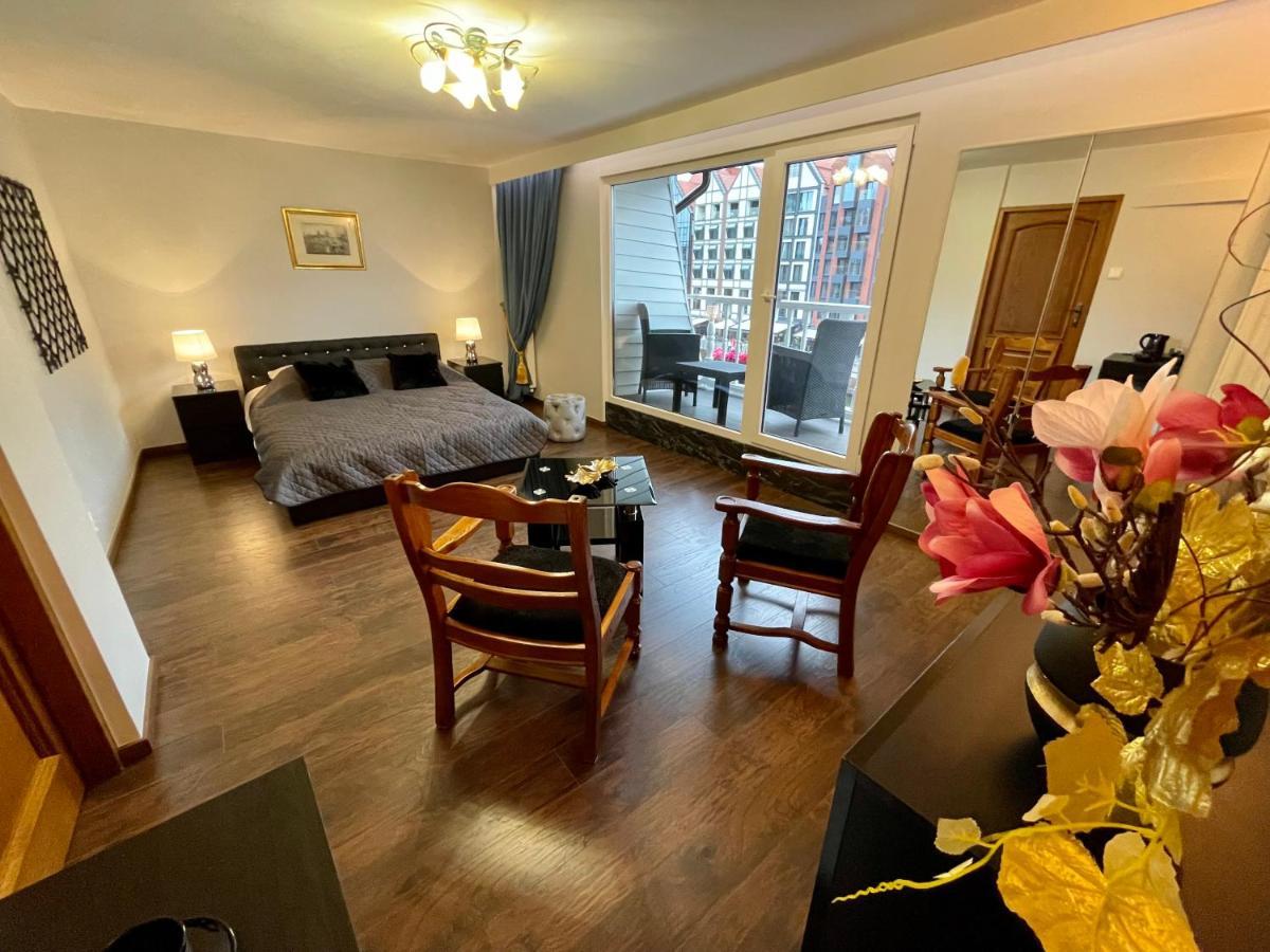 Apartamenty Michel Gdansk Centrum Boutique Hotel ภายนอก รูปภาพ