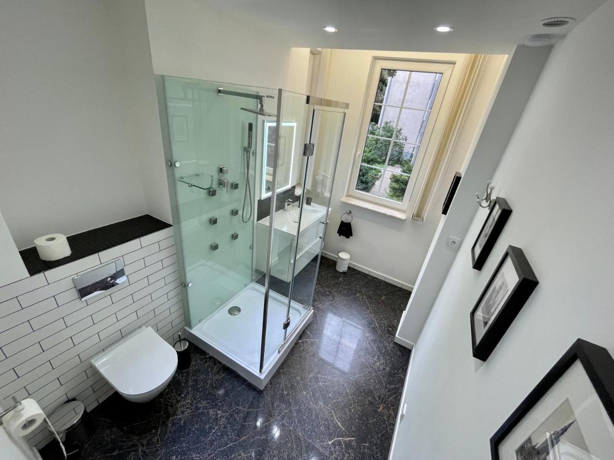 Apartamenty Michel Gdansk Centrum Boutique Hotel ภายนอก รูปภาพ