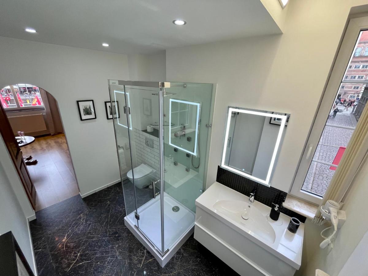 Apartamenty Michel Gdansk Centrum Boutique Hotel ภายนอก รูปภาพ